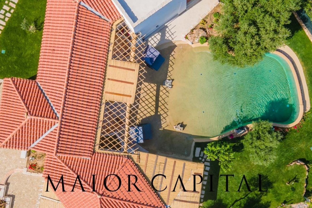 For sale villa in quiet zone Loiri Porto San Paolo Sardegna foto 1
