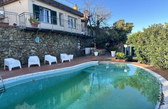 Se vende Villa Zona tranquila Albissola Marina Liguria